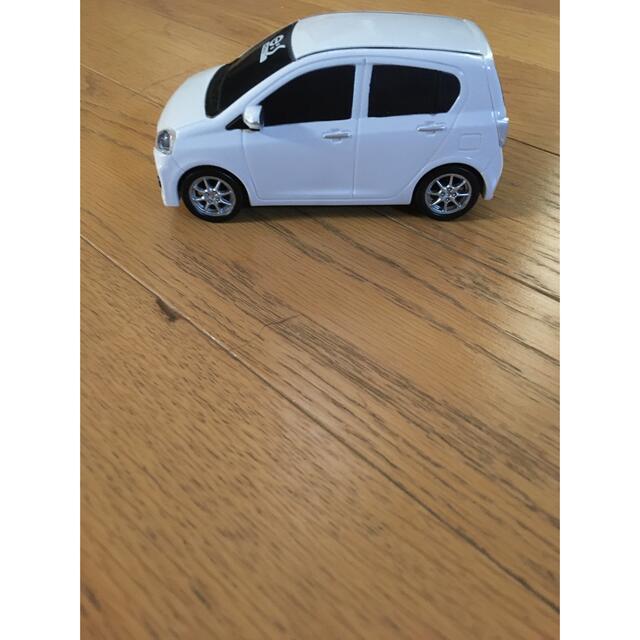 新品　未使用　ダイハツ　ミライース　プルバックカー エンタメ/ホビーのおもちゃ/ぬいぐるみ(ミニカー)の商品写真