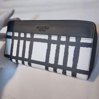 コーチ(COACH)の新品　未使用品　コーチ　チェック柄　本革　長財布　財布　ブラック　希少(財布)