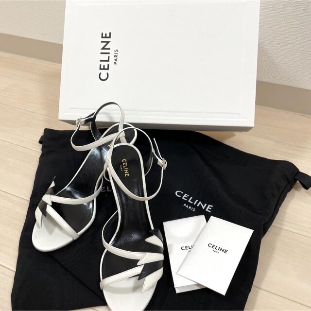 celine(セリーヌ)の✿一度短時間着用のみ!!CELINEバイカラーサンダル レディースの靴/シューズ(サンダル)の商品写真