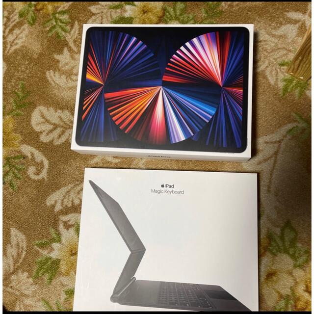 iPad(アイパッド)のipad Pro12.9(第5世代) Wi-Fi スマホ/家電/カメラのPC/タブレット(タブレット)の商品写真
