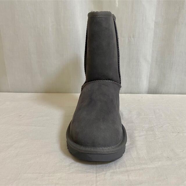 UGG(アグ)のUGG国内正規品！新品箱入り★撥水防汚性クラシックショートIIブーツシープスキン レディースの靴/シューズ(ブーツ)の商品写真