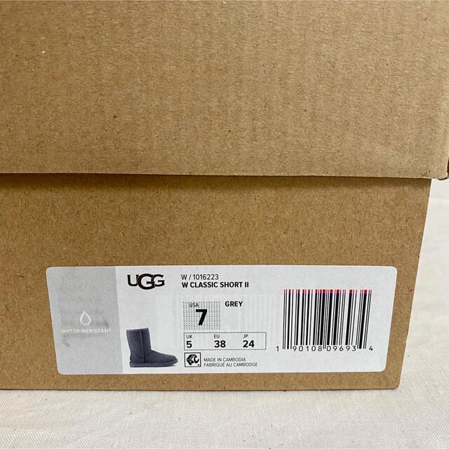 UGG(アグ)のUGG国内正規品！新品箱入り★撥水防汚性クラシックショートIIブーツシープスキン レディースの靴/シューズ(ブーツ)の商品写真