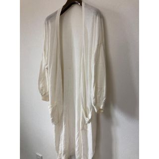 ダブルクローゼット(w closet)のw closetホワイト薄手ロングカーディガン(カーディガン)