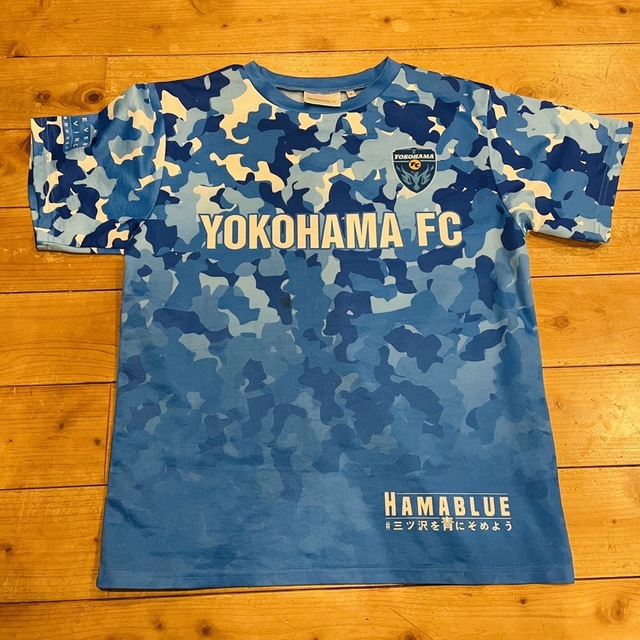 【yacoo様専用】横浜FC⚽️ ユニフォーム 2枚セット 130&Sサイズ スポーツ/アウトドアのサッカー/フットサル(ウェア)の商品写真