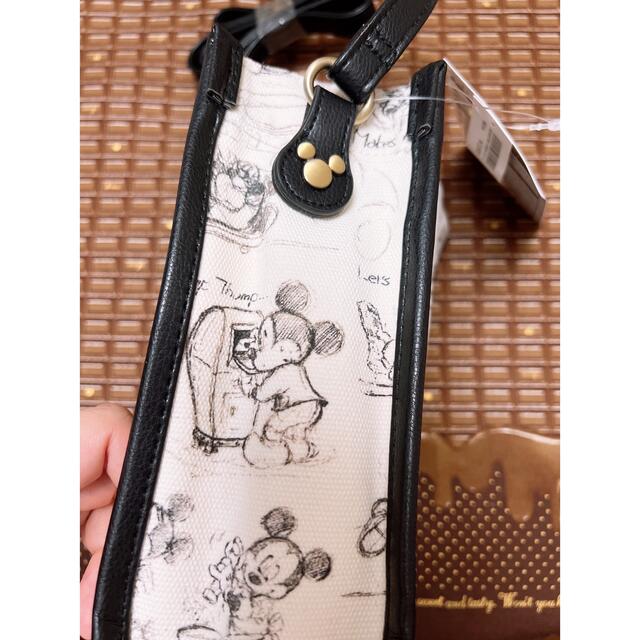 Disney(ディズニー)の★ディズニー スケッチ ショルダーバッグ★130 ミッキー トゥーンタウン レディースのバッグ(ショルダーバッグ)の商品写真