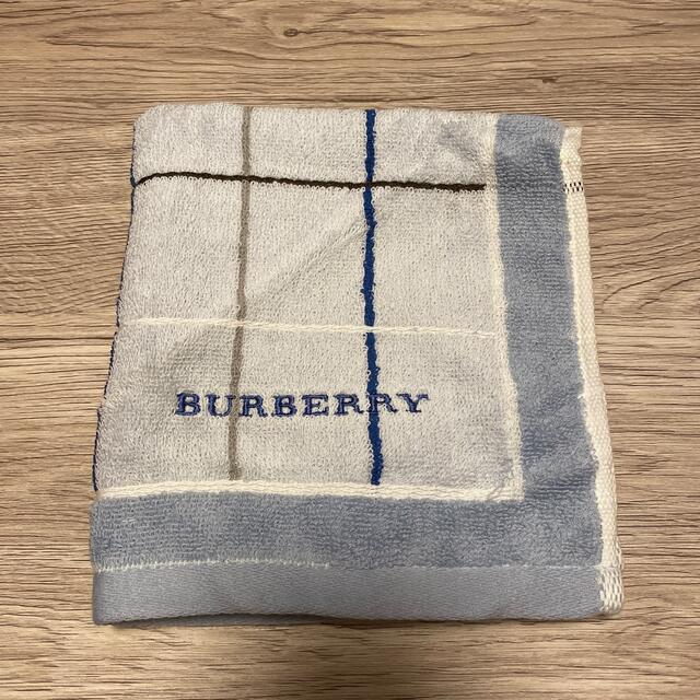 BURBERRY(バーバリー)のバーバリーウォッシュタオルブルーグレー インテリア/住まい/日用品の日用品/生活雑貨/旅行(タオル/バス用品)の商品写真