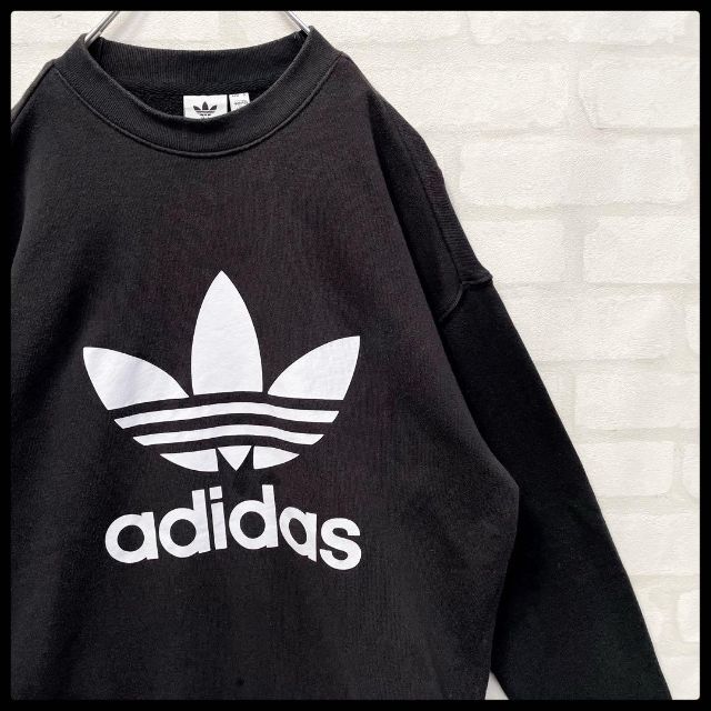 【海外限定☆adidas originals】黒　大きめトレーナー　トレフォイル