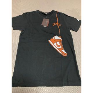 ナイキ(NIKE)のNIKE ナイキ  Tシャツ　黒　S ダンク　肩掛け　オレンジ　白　未使用タグ付(Tシャツ/カットソー(半袖/袖なし))