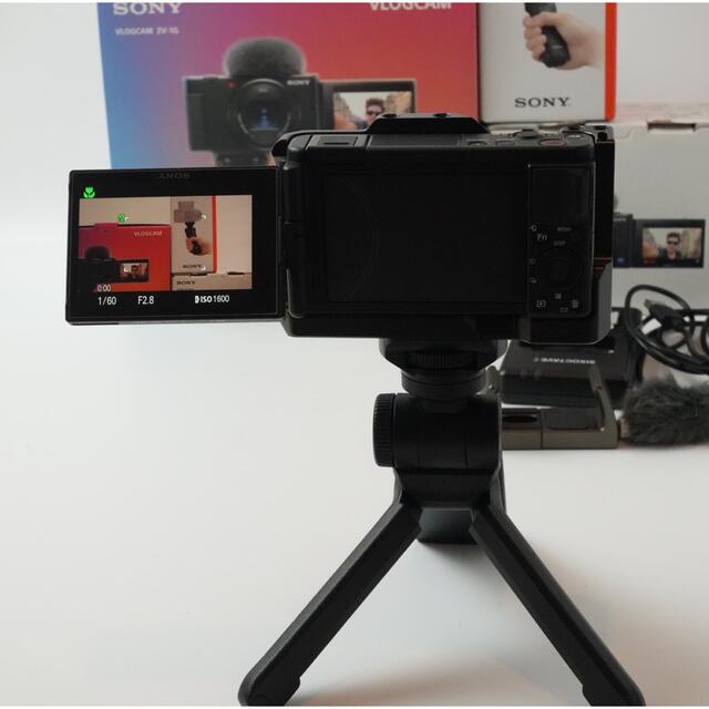 SONY(ソニー)のSONY ZV-1G シューティンググリップキット　美品　付属品付き スマホ/家電/カメラのカメラ(コンパクトデジタルカメラ)の商品写真