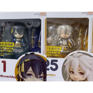 刀剣乱舞　ねんどろいど　三日月宗近　小狐丸(アニメ/ゲーム)