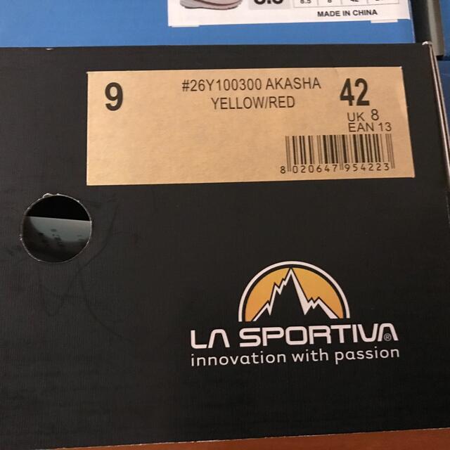 LA SPORTIVA(スポルティバ)のスポルティバ　アカシャ　26.7cm スポーツ/アウトドアのランニング(シューズ)の商品写真