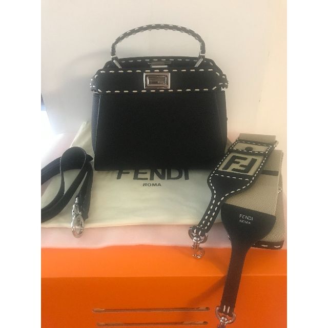 ☆セール FENDI フェンディ ピーカブー ショルダーバッグ ほぼ未使用
