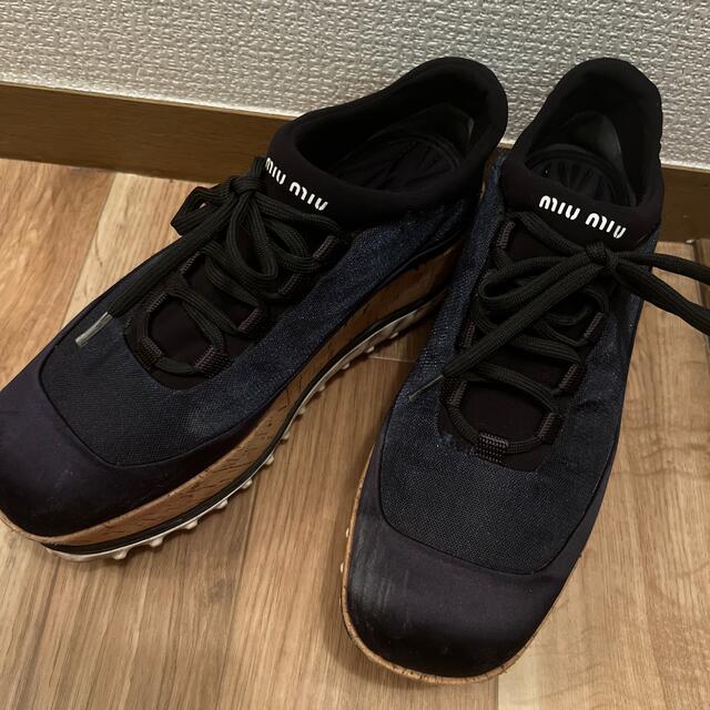 スニーカーmiumiu