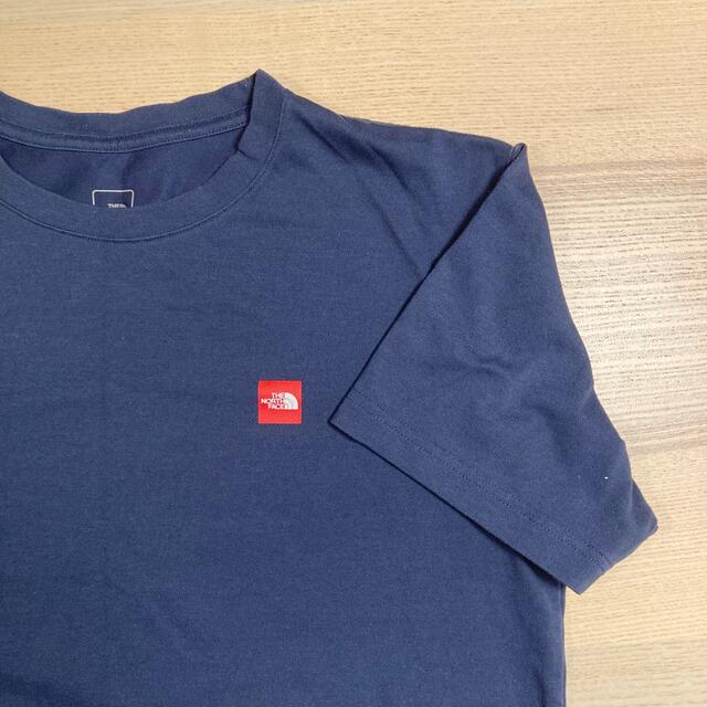 THE NORTH FACE(ザノースフェイス)の【THE NORTH FACE】ロゴTシャツ(メンズスモールボックスロゴティー) メンズのトップス(Tシャツ/カットソー(半袖/袖なし))の商品写真