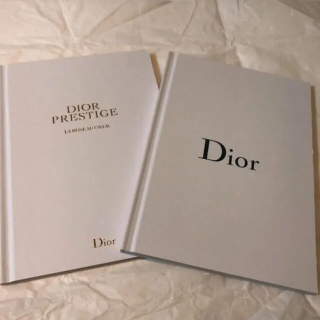 Dior(ディオール)のクリスチャンディオール　非売品　本 コスメ/美容のコスメ/美容 その他(その他)の商品写真