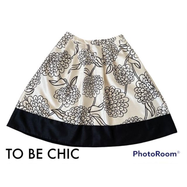 TO BE CHIC(トゥービーシック)の【TO BE CHIC】トゥービーシック 花柄 膝丈スカート フレア レディースのスカート(ひざ丈スカート)の商品写真