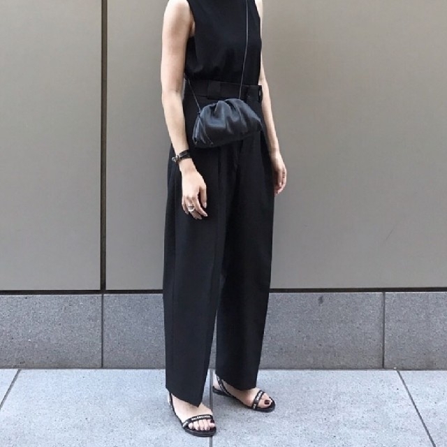 ZARA タックパンツ ダーツパンツ