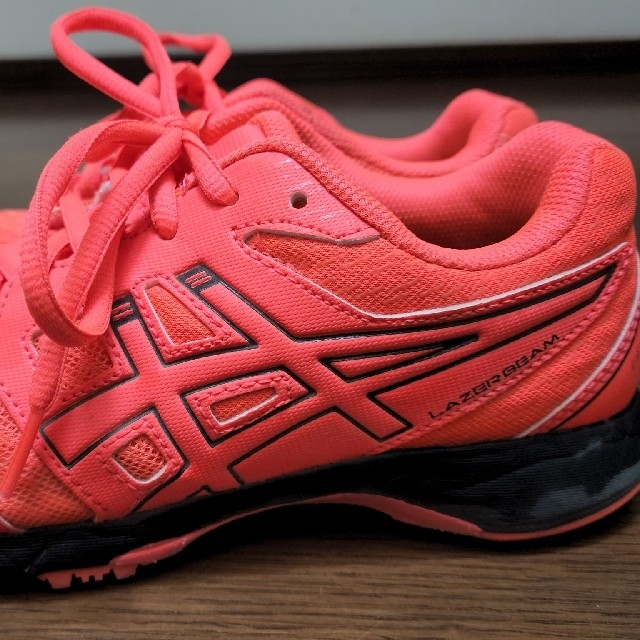 asics(アシックス)の子供靴 キッズ/ベビー/マタニティのキッズ靴/シューズ(15cm~)(スニーカー)の商品写真