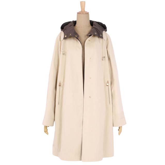 Max Mara(マックスマーラ)のマックスマーラ RAINWEAR コート ロングコート レインコート フード付き レディースのジャケット/アウター(ブルゾン)の商品写真