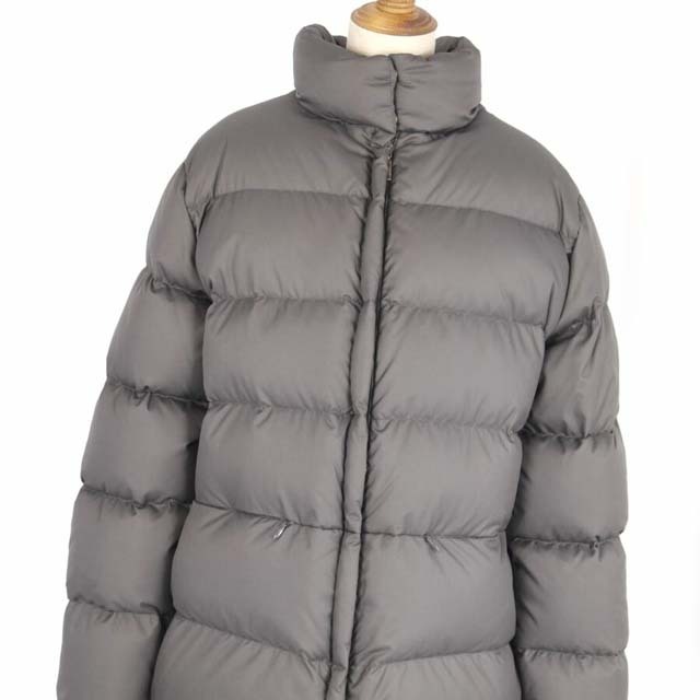 MONCLER(モンクレール)のモンクレール ジャケット ダウンジャケット ブルゾン アウター 青タグ レディースのジャケット/アウター(ブルゾン)の商品写真