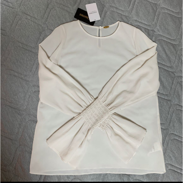 L'Appartement DEUXIEME CLASSE(アパルトモンドゥーズィエムクラス)の新品未使用☆L'Appartement  Shirring Blouse レディースのトップス(シャツ/ブラウス(長袖/七分))の商品写真