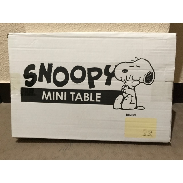 【SNOOPY＊スヌーピー＊PEANUTS＊ミニテーブル＊ベージュ】 エンタメ/ホビーのおもちゃ/ぬいぐるみ(キャラクターグッズ)の商品写真