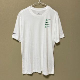 ナイキ(NIKE)のNIKE グリーンロゴTシャツ　Lサイズ(Tシャツ/カットソー(半袖/袖なし))