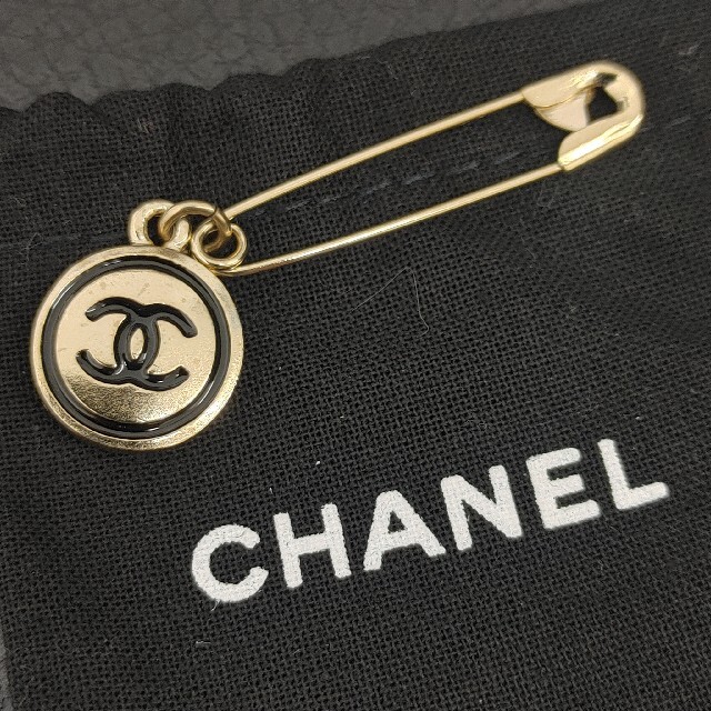 アクセサリー⑥CHANEL ブローチ 安全ピン シャネル ココマーク ゴールドカラー 07