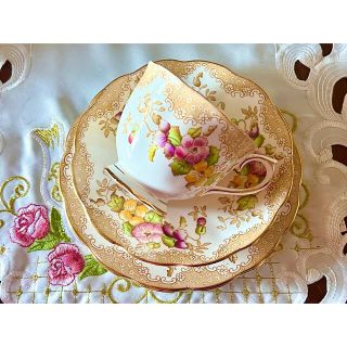 ロイヤルアルバート(ROYAL ALBERT)の【美品】1935年代 ロイヤルアルバート Love Lace(食器)