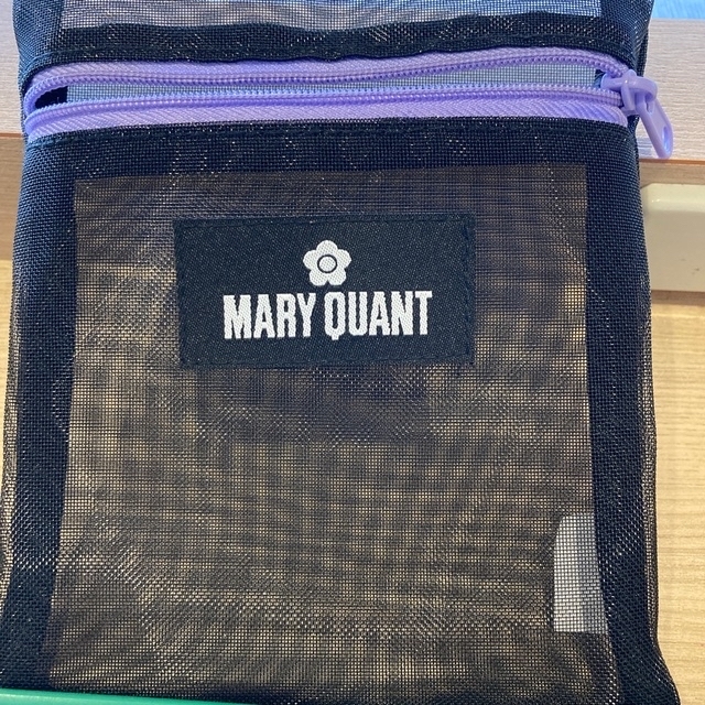 MARY QUANT(マリークワント)のマリークワント　ポーチ　たまお様　　値下げ レディースのファッション小物(ポーチ)の商品写真