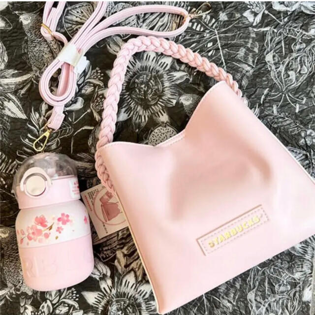ネット販売品 日本未発売　スターバックス　ステンレスボトル　さくら　バッグ付き　ピンク ハンドバッグ