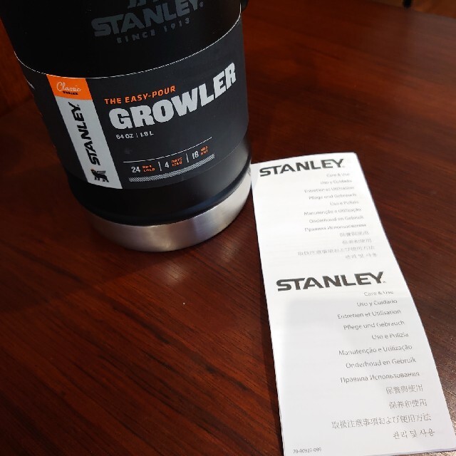 Stanley(スタンレー)のSTANLEY スタンレー クラシック 真空グロウラー 1.9L Classic スポーツ/アウトドアのアウトドア(食器)の商品写真