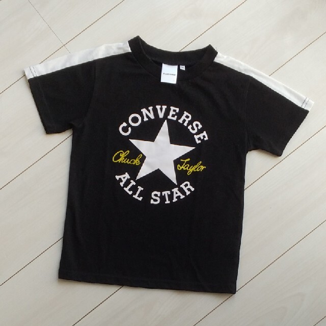 CONVERSE(コンバース)のCONVERSE　半袖ティシャツ キッズ/ベビー/マタニティのキッズ服男の子用(90cm~)(Tシャツ/カットソー)の商品写真