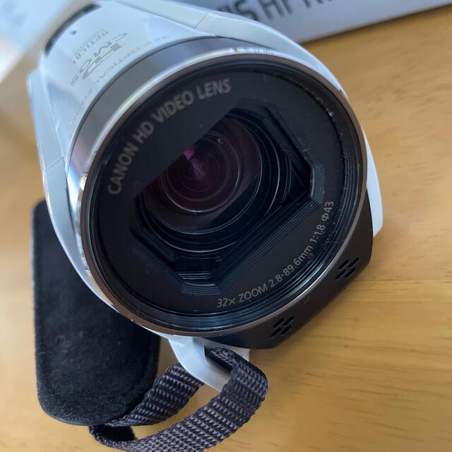 Canon デジタルビデオカメラ iVIS HF R700 カメラ Canon デジタルビデオカメラ iVIS HF R700 カメラ