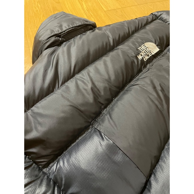 THE NORTH FACE(ザノースフェイス)の訳あり　ザ　ノースフェイス　ダウンジャケット　黒 メンズのジャケット/アウター(ダウンジャケット)の商品写真