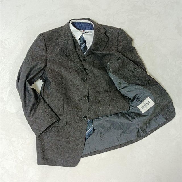 GIVENCHY(ジバンシィ)のムッシュバイジバンシー　スーツ　ブラック　44A　73　スリーピース　美品 メンズのスーツ(セットアップ)の商品写真