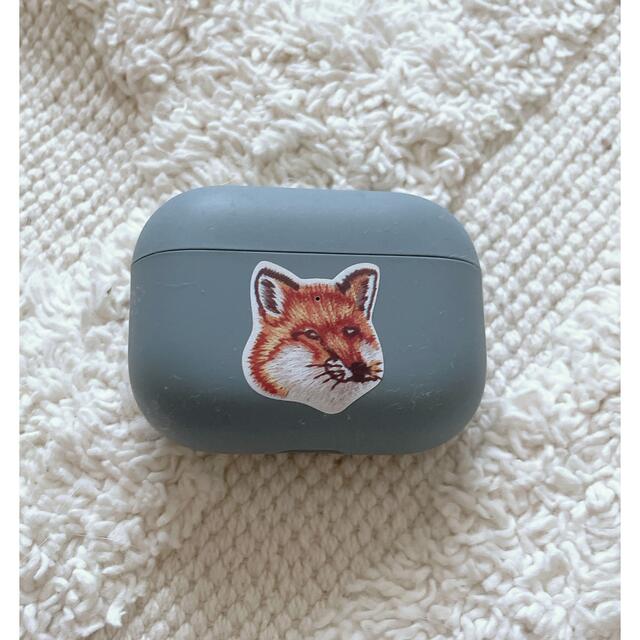 MAISON KITSUNE'(メゾンキツネ)の◆新品未使用◆ Airpods Pro ケース スマホ/家電/カメラのスマホアクセサリー(モバイルケース/カバー)の商品写真