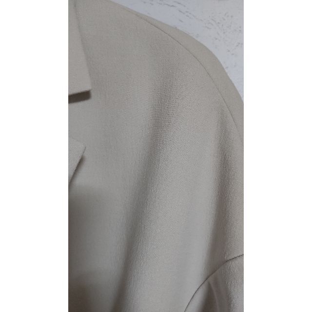 tiara(ティアラ)のTIARE  レディースコート レディースのジャケット/アウター(ロングコート)の商品写真