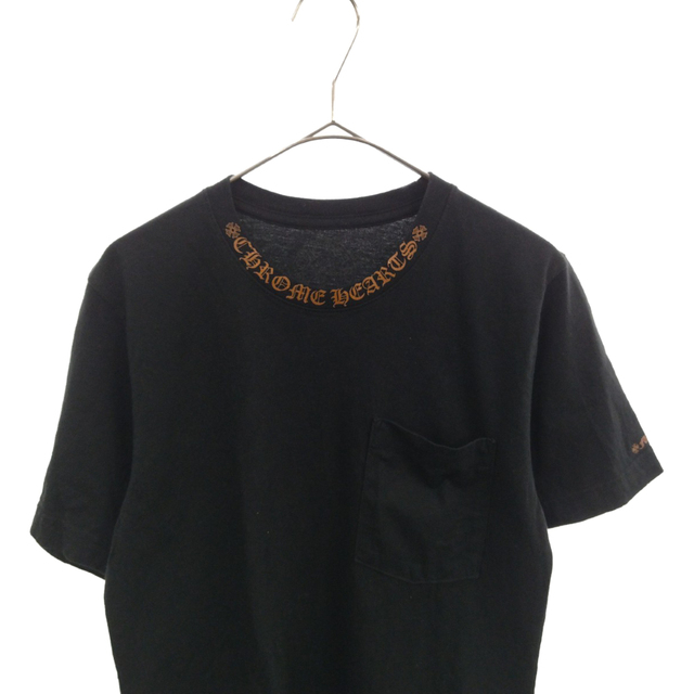 Chrome Hearts(クロムハーツ)のCHROME HEARTS クロムハーツ Neck Logo Tee ネックロゴ 半袖Tシャツ カットソー ブラック メンズのトップス(Tシャツ/カットソー(半袖/袖なし))の商品写真