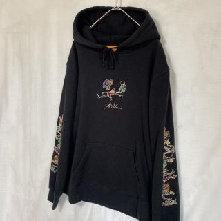【人気デザイン】LEFT ALONE クモの巣 刺繍 プル パーカー