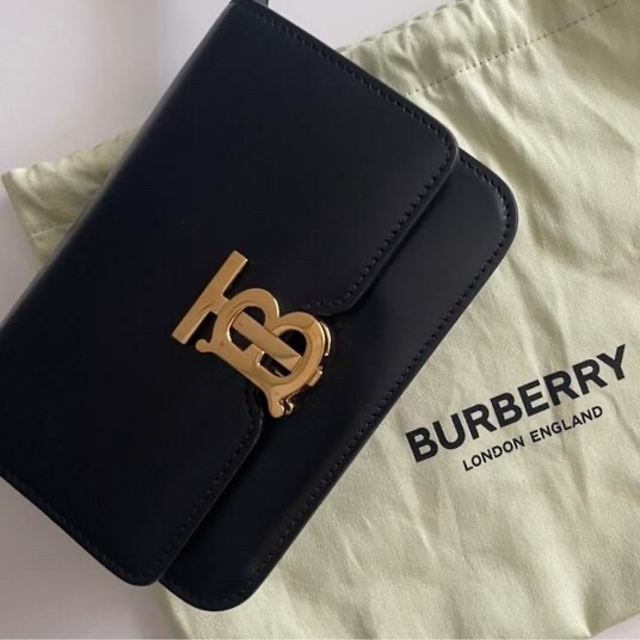 贅沢屋の BURBERRY - ショルダーバッグ - 【なの様専用】BURBERRY