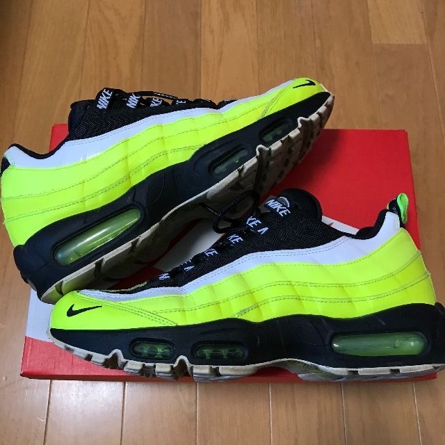 NIKE(ナイキ)の専用出品【美品】AIR MAX 95 PREMIUM 28.0cm メンズの靴/シューズ(スニーカー)の商品写真