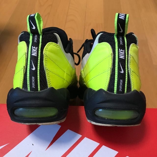 NIKE(ナイキ)の専用出品【美品】AIR MAX 95 PREMIUM 28.0cm メンズの靴/シューズ(スニーカー)の商品写真