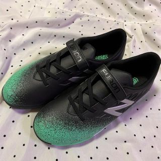 ニューバランス(New Balance)のサッカートレーニングシューズ(シューズ)