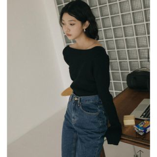 オオトロ(OHOTORO)のohotoro 🖤 one side knit(ニット/セーター)