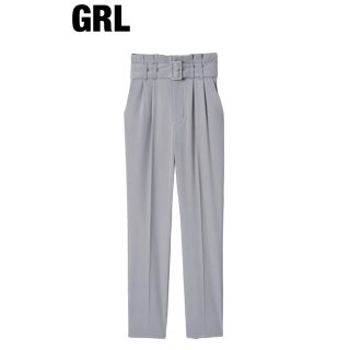 グレイル(GRL)の【即日発送】GRL 美品 バックルベルト付きハイウエストテーパードパンツ (クロップドパンツ)