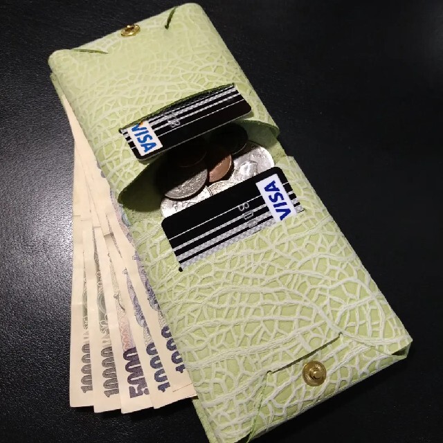 メロン型押しレザー シームレスウォレット ミニ財布 コンパクト財布 小さな財布