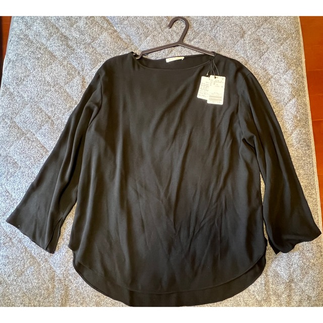 L'Appartement DEUXIEME CLASSE(アパルトモンドゥーズィエムクラス)の新品HAVEL studio  GEORGETTE BLOUSE ブラック レディースのトップス(シャツ/ブラウス(長袖/七分))の商品写真