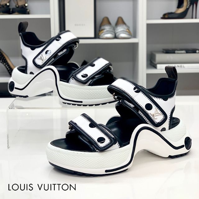 LOUIS VUITTON(ルイヴィトン)の4751 未使用 ヴィトン アークライトライン サテン ドット サンダル レディースの靴/シューズ(サンダル)の商品写真