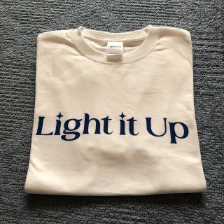 ニジュー(NiziU)のNiziU Tシャツ　Light it Up(アイドルグッズ)